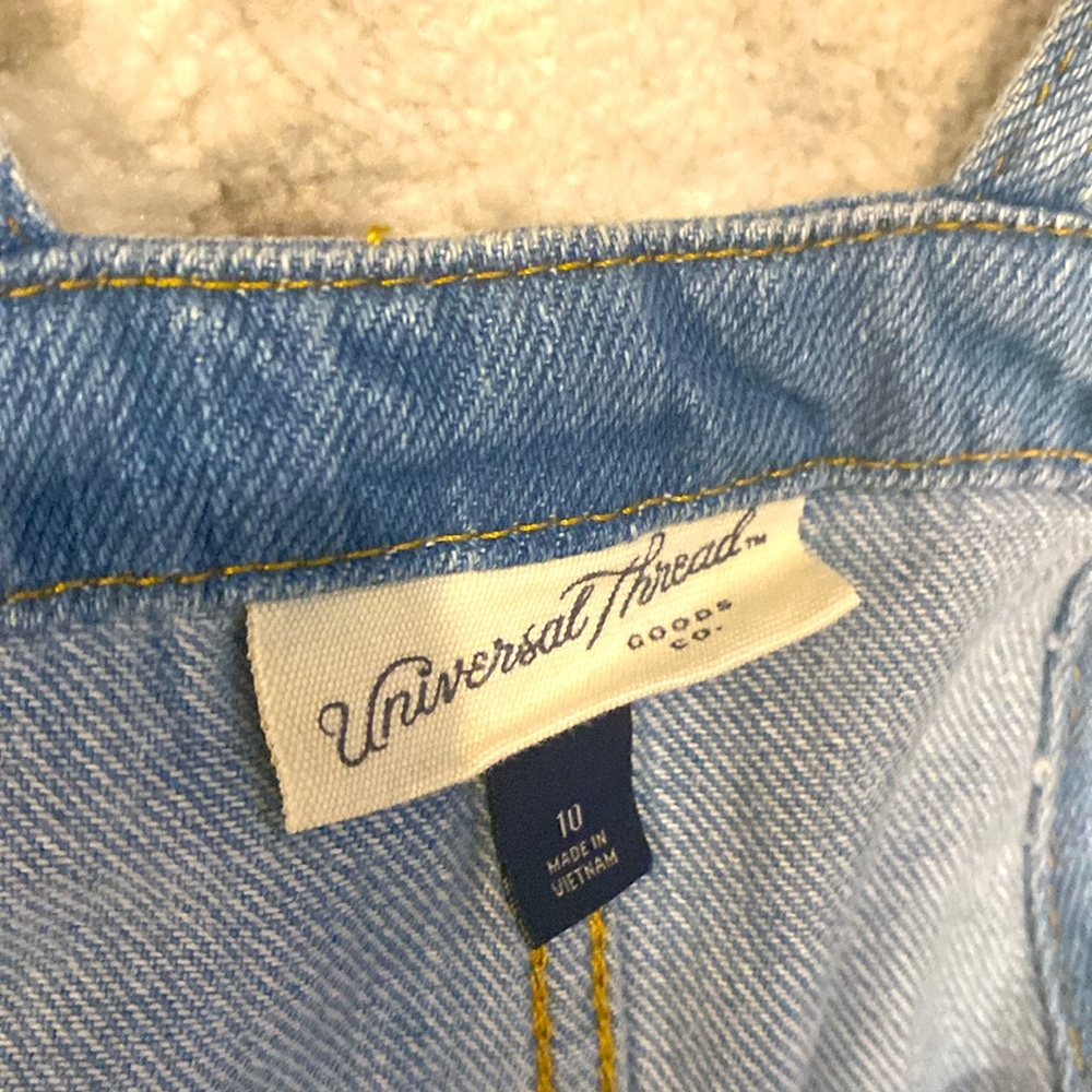 Great condition Universal Thread Overalls - Picture 3 of 3
